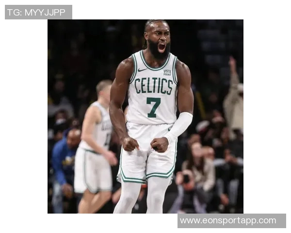 杰伦布朗末节狂砍13分全场贡献35分4篮板8助攻助力球队取胜