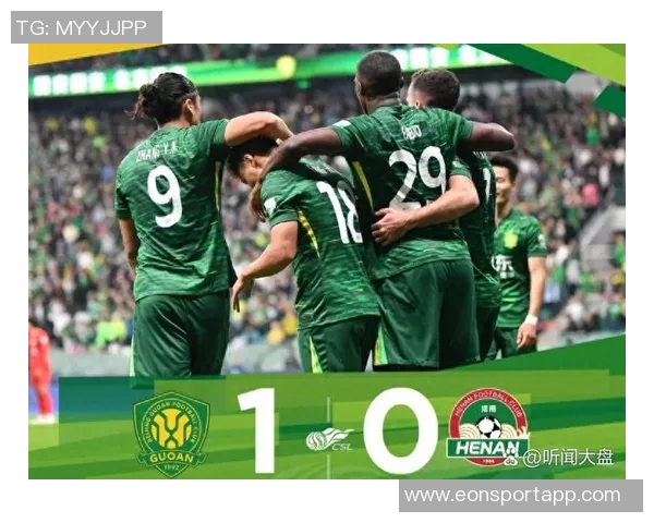 拉亚扑救布罗比近距离射门后失误队友提醒才稳住球权